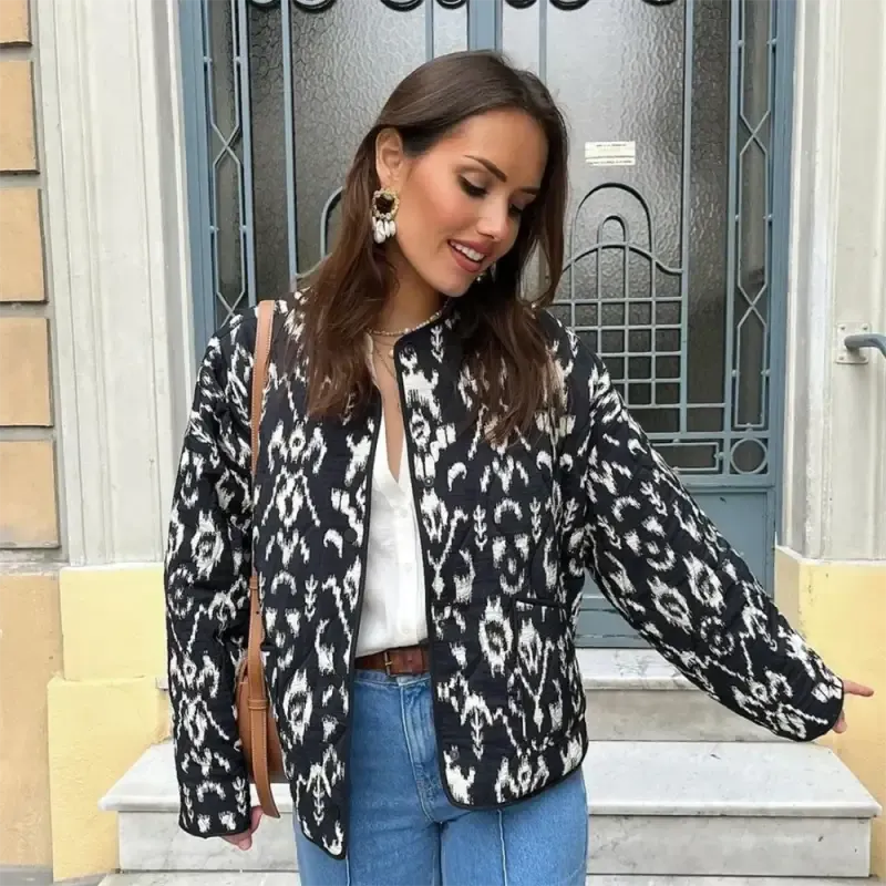 Versatile Printed Quilted Round Bomber Jacket in Black and White