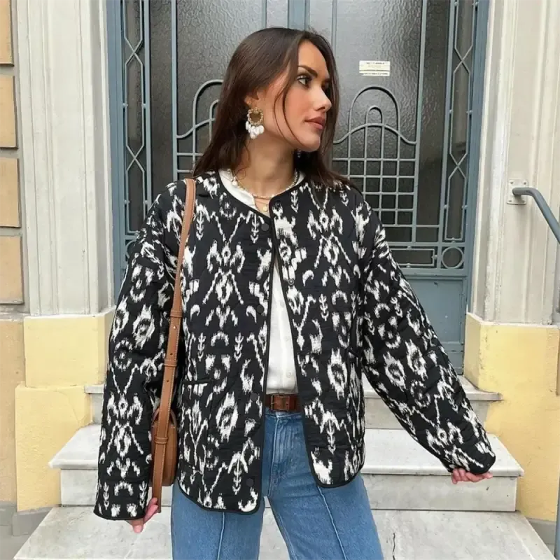 Versatile Printed Quilted Round Bomber Jacket in Black and White